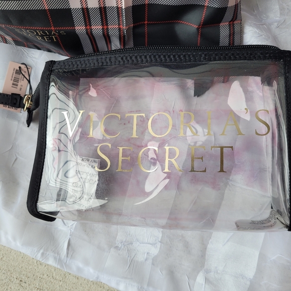 NWT Victoria's Secret 4PC Bag Makeup-Laundry-Shoes-Lingerie Travel Set - Picture 11 of 12